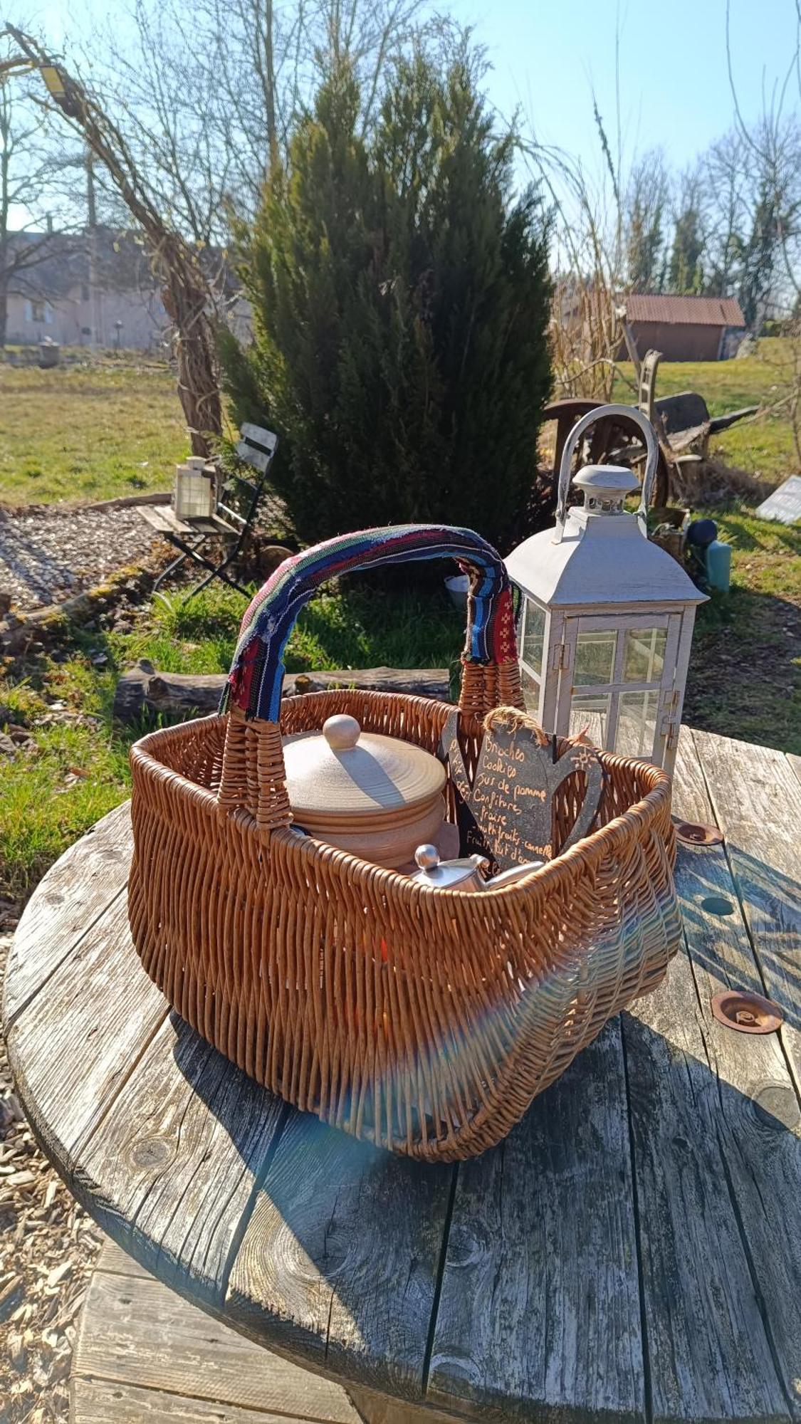La Roulotte Tiny House Du Mond'Ideal Leval  エクステリア 写真