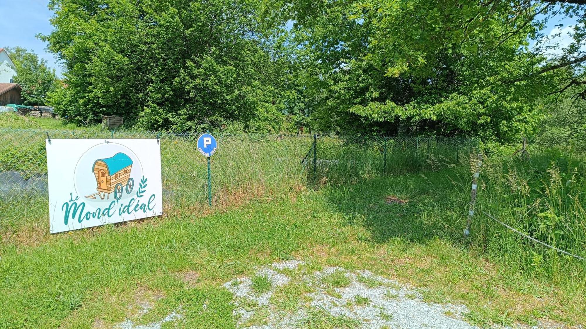 La Roulotte Tiny House Du Mond'Ideal Leval  エクステリア 写真